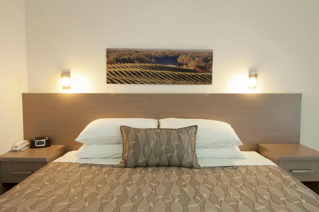 Loxton Community Hotel Motel Экстерьер фото